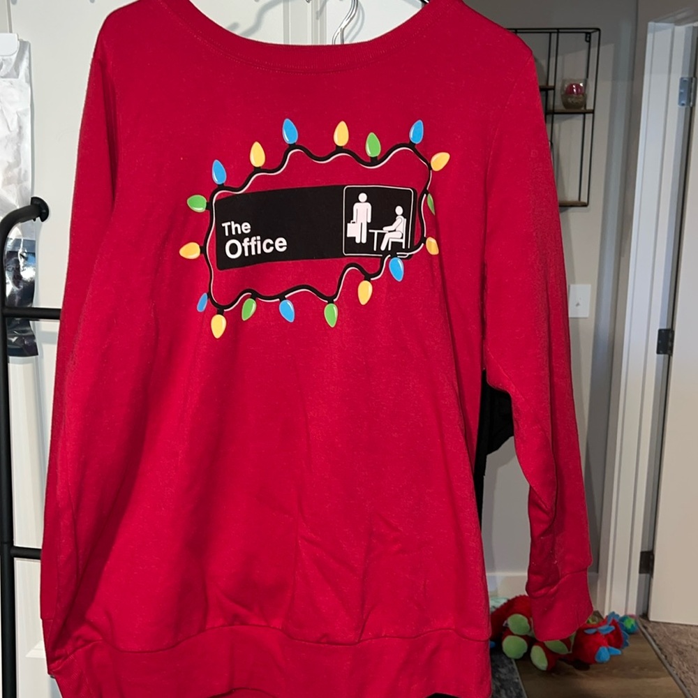Torrid size 2 The Office holiday sweatshirt